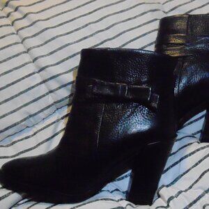 Kate Spade Size 7.5M Black Leather Bow Accent Ankle Booties